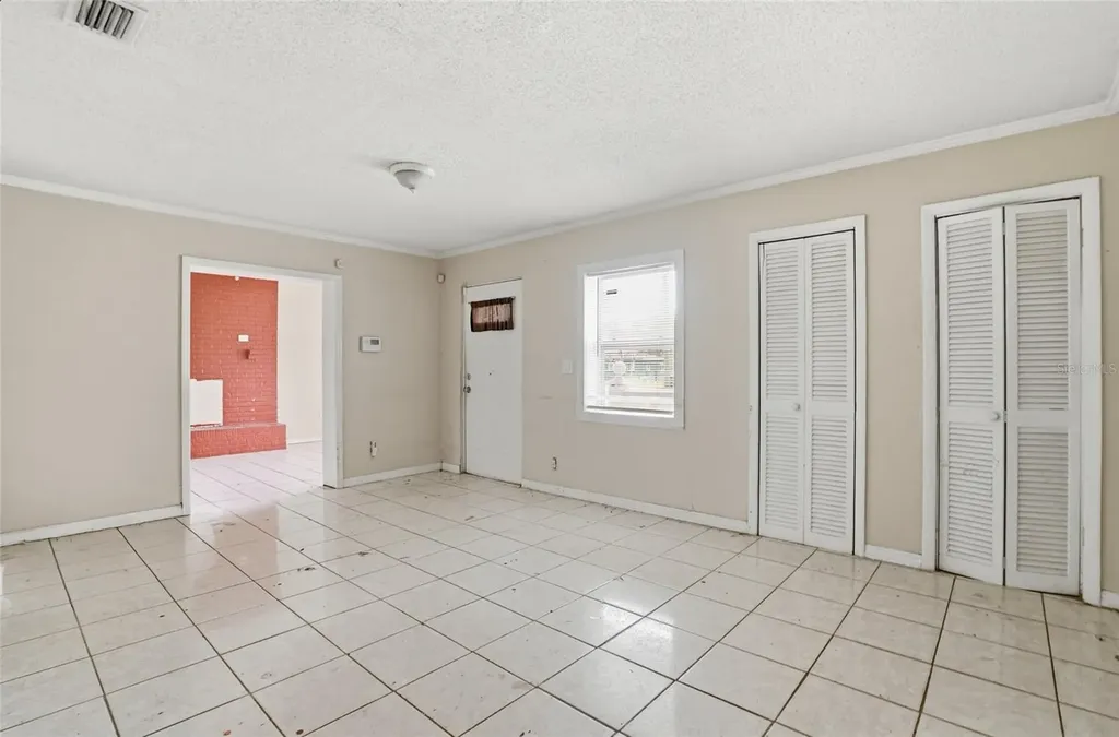 4811 E Clifton Street Tampa FL 33610