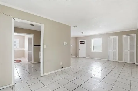 4811 E Clifton Street Tampa FL 33610