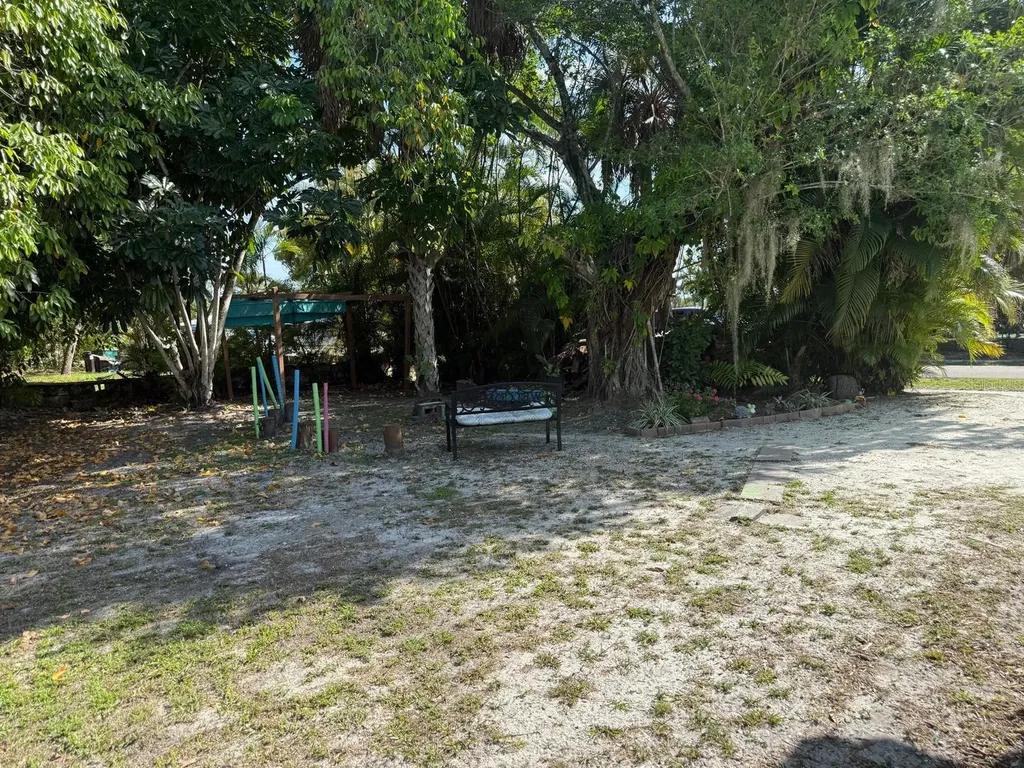 397 Miramar Road Fort Myers FL 33905