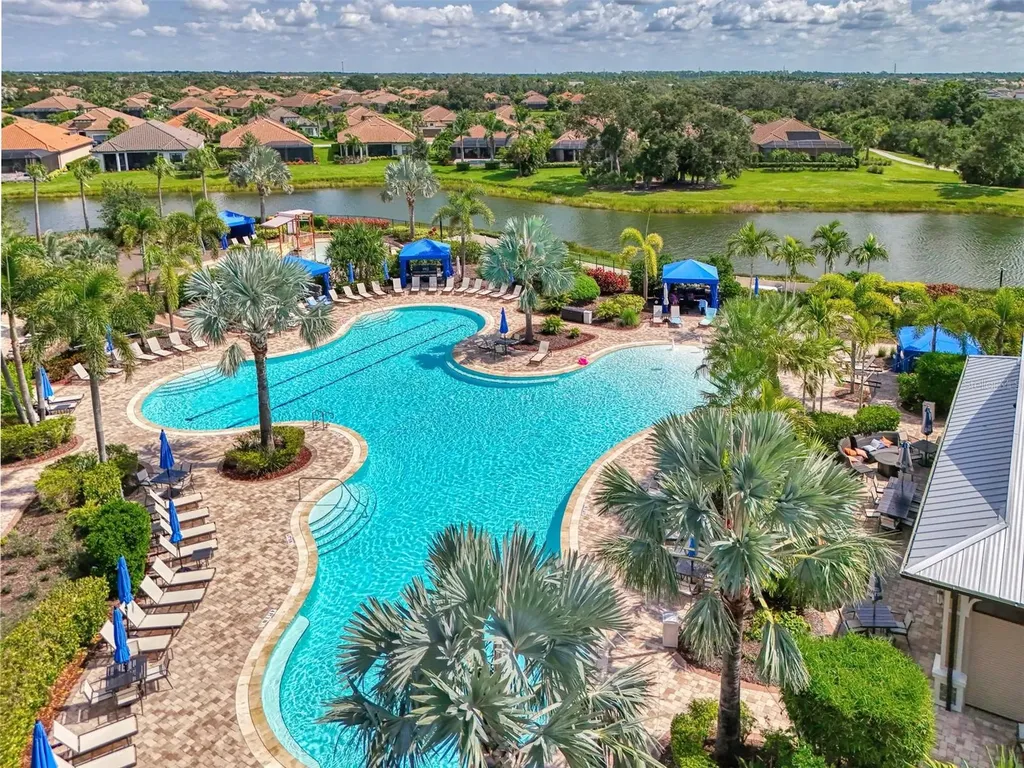 5313 Trails Bend Court Sarasota FL 34238