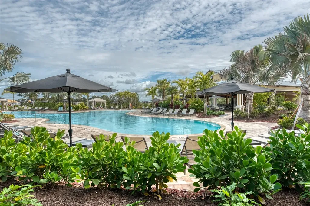 5313 Trails Bend Court Sarasota FL 34238