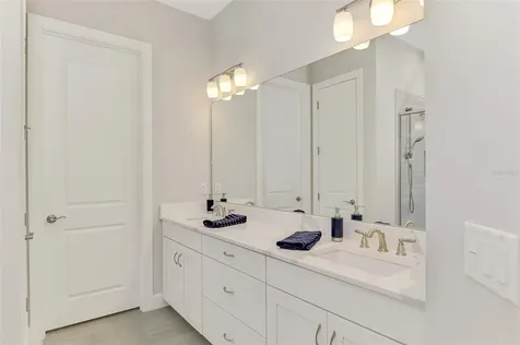 5313 Trails Bend Court Sarasota FL 34238