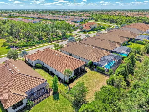 5313 Trails Bend Court Sarasota FL 34238