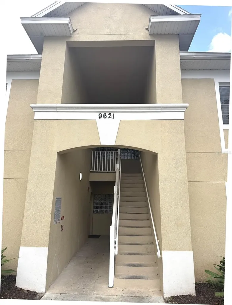 9621 Lakedale Way Riverview FL 33578