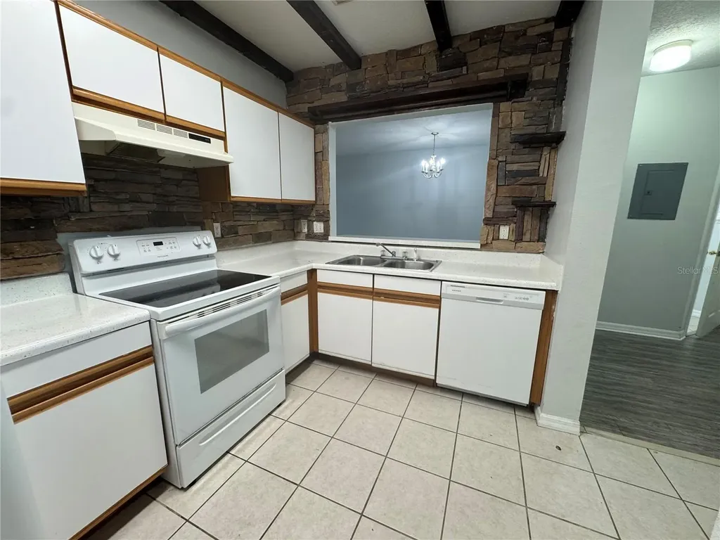 9621 Lakedale Way Riverview FL 33578