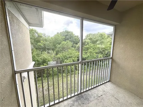 9621 Lakedale Way Riverview FL 33578