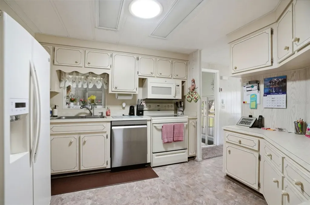 8496 Highpoint Boulevard Brooksville FL 34613