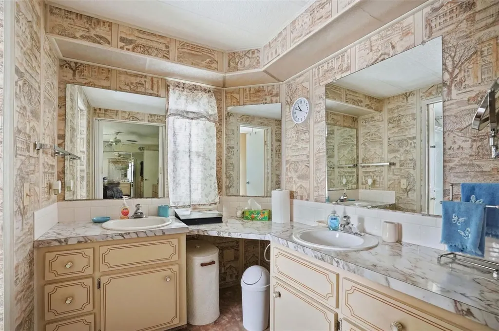 8496 Highpoint Boulevard Brooksville FL 34613
