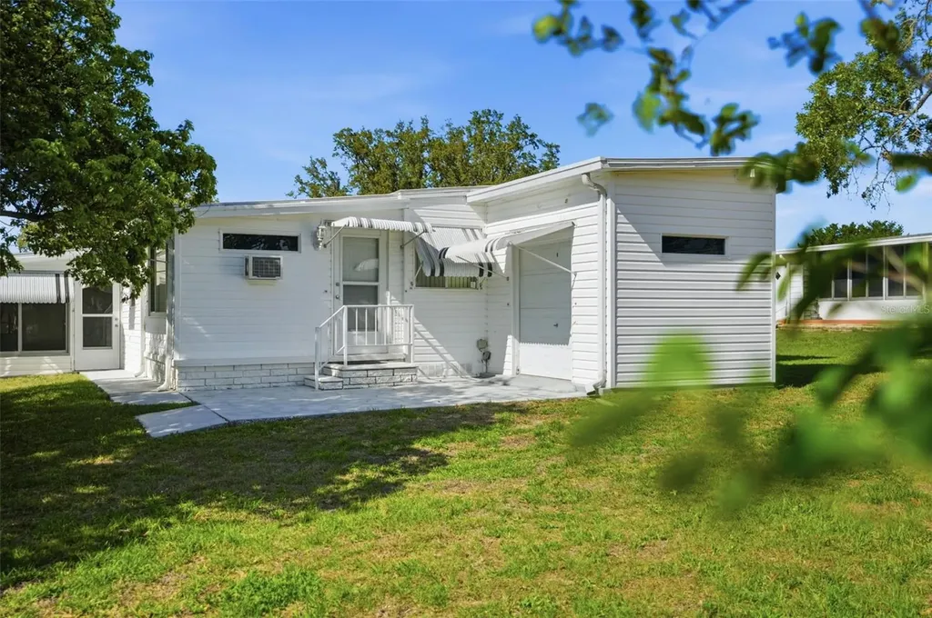 8496 Highpoint Boulevard Brooksville FL 34613