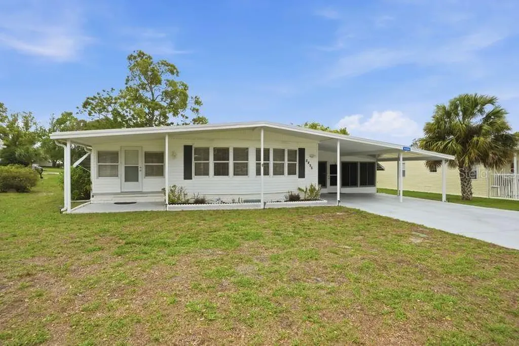 8496 Highpoint Boulevard Brooksville FL 34613