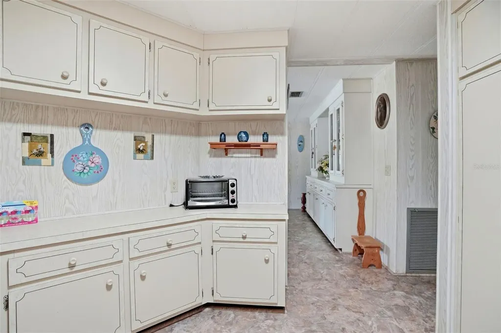 8496 Highpoint Boulevard Brooksville FL 34613