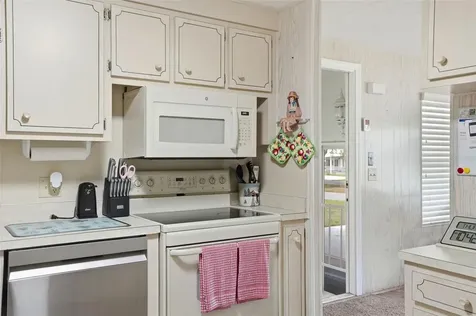8496 Highpoint Boulevard Brooksville FL 34613