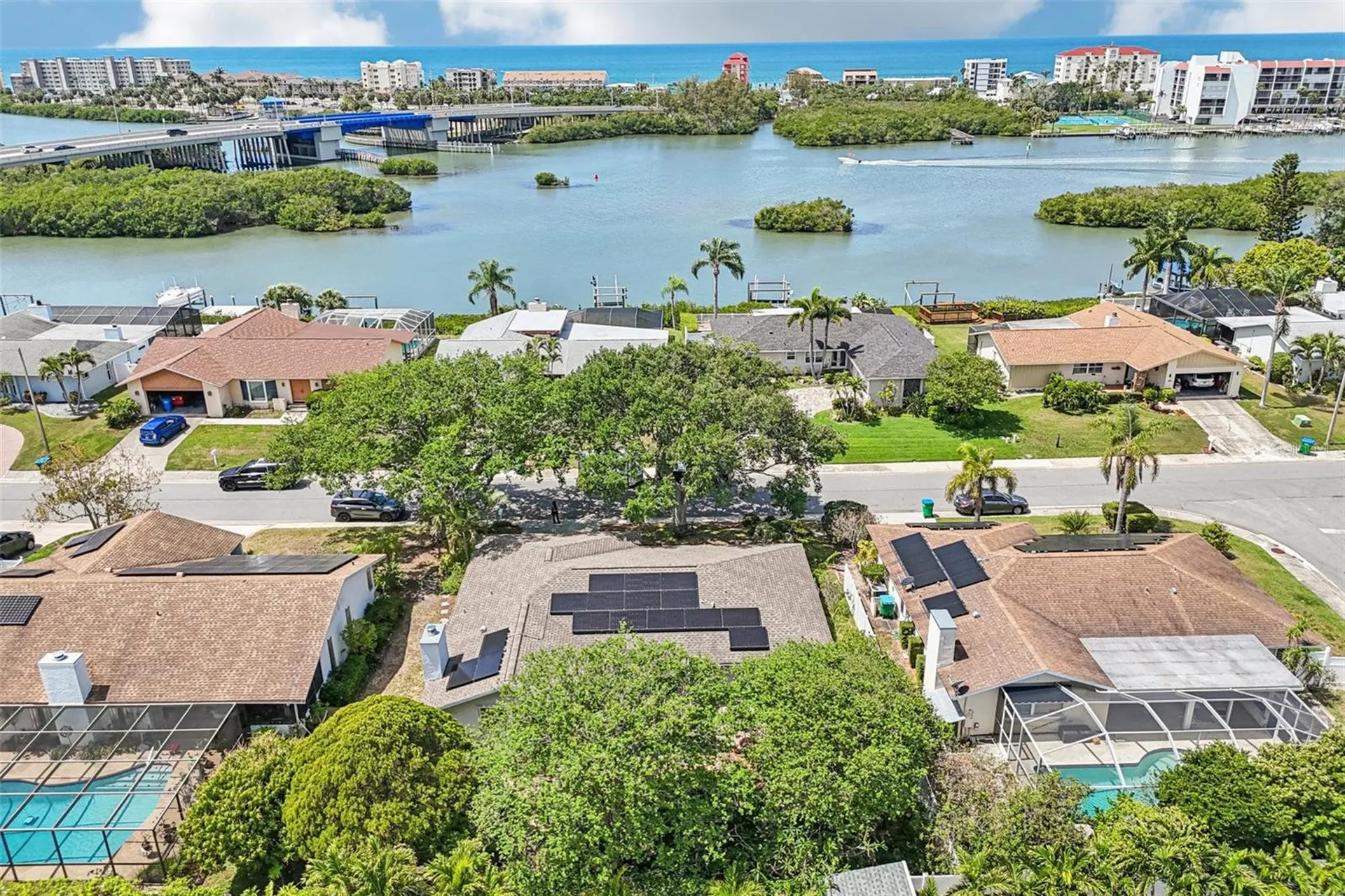 8083 Bayhaven Drive Seminole FL 33776