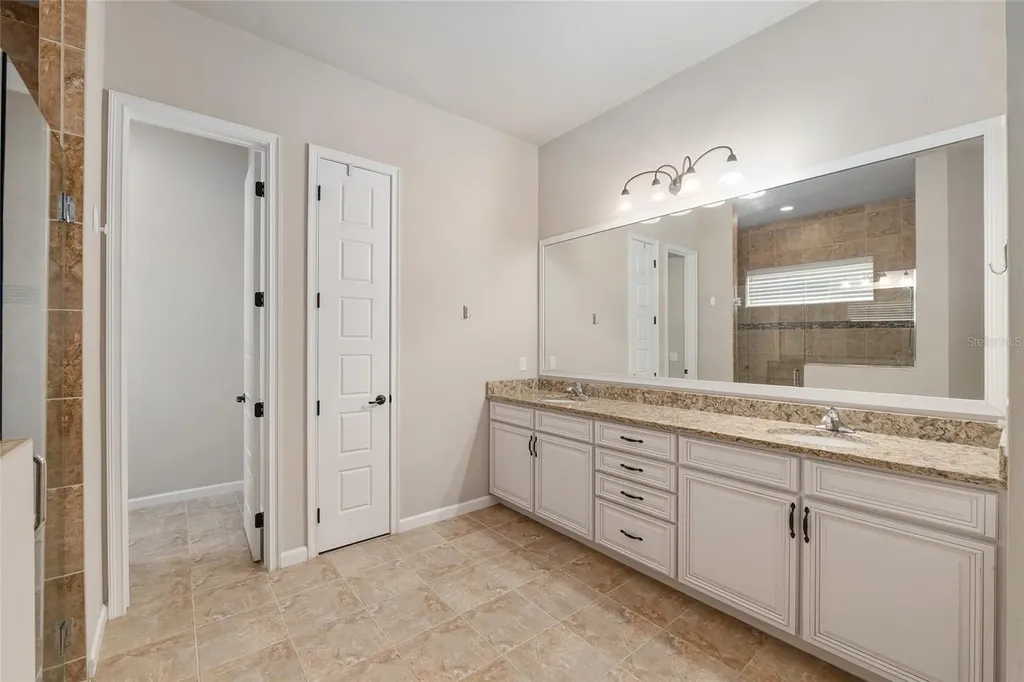 1024 NW 134 Way Newberry FL 32669