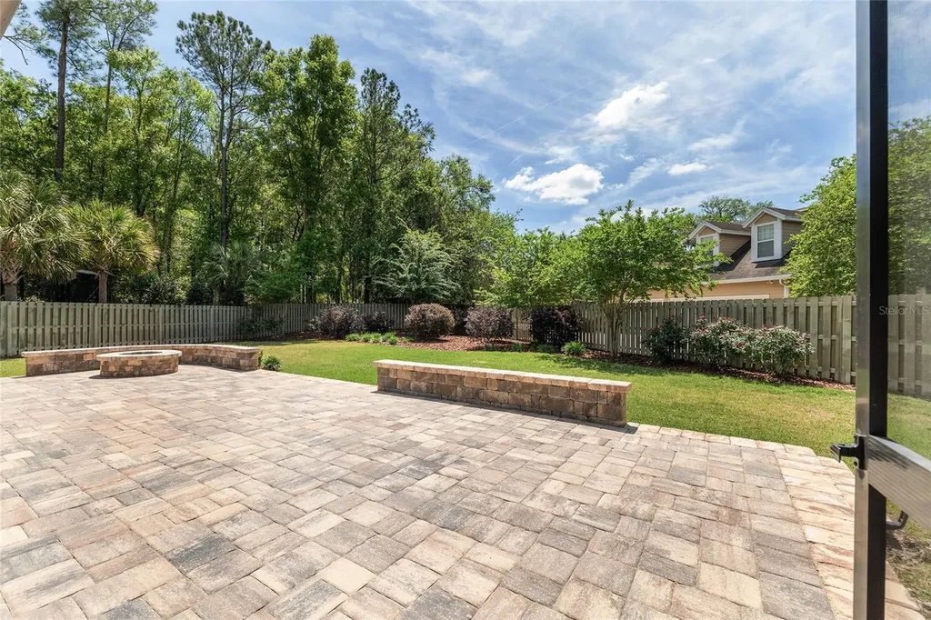 1024 NW 134 Way Newberry FL 32669
