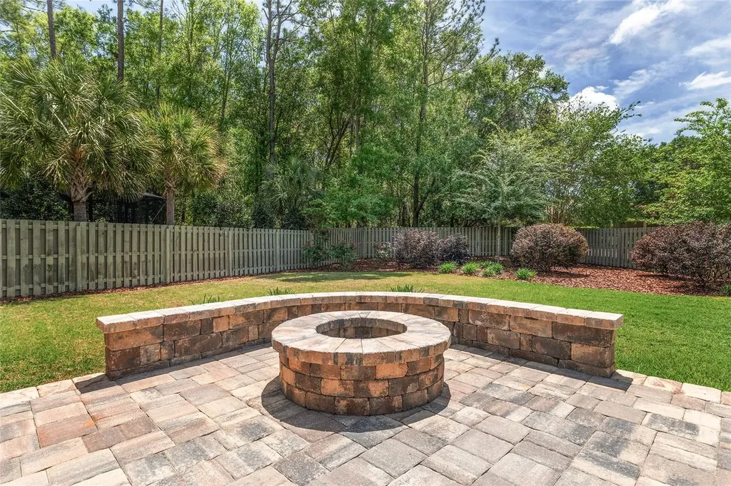 1024 NW 134 Way Newberry FL 32669