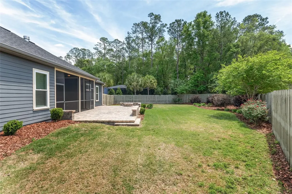 1024 NW 134 Way Newberry FL 32669