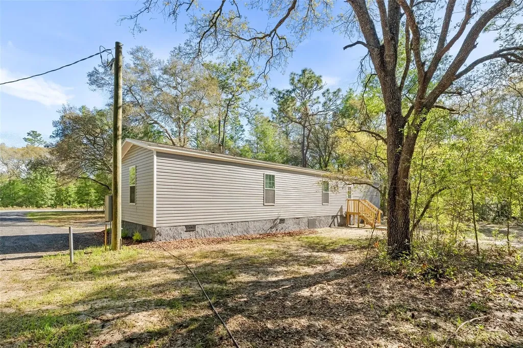 10970 NE 71st Street Bronson FL 32621