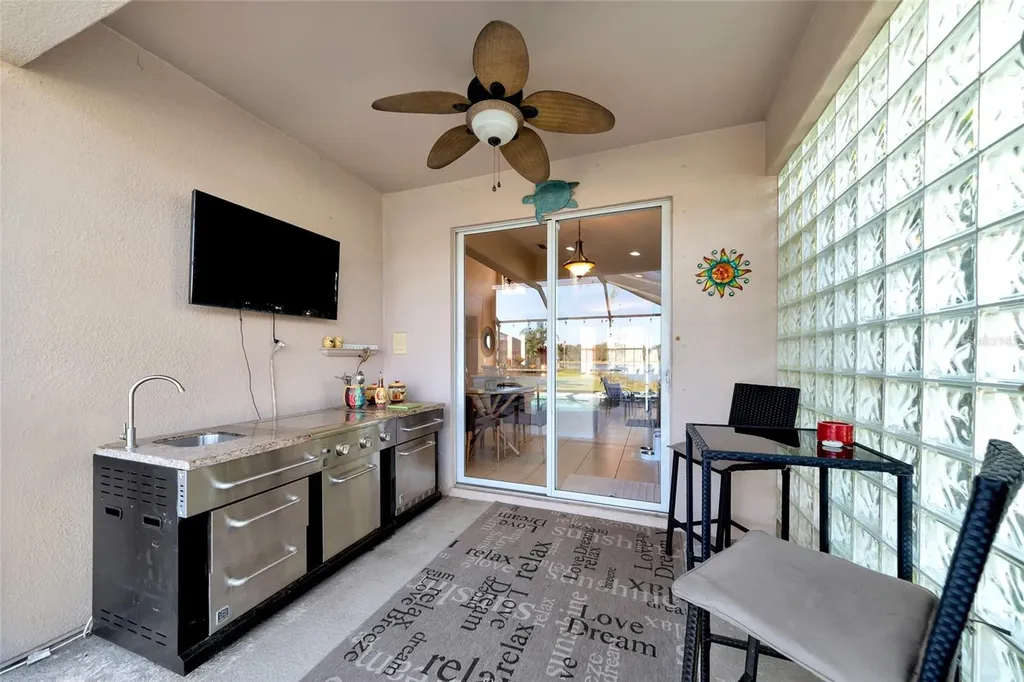163 Bridgewater Court Bradenton FL 34212