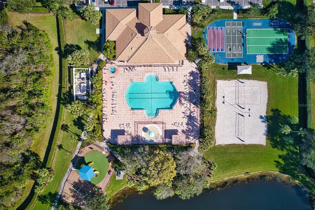 163 Bridgewater Court Bradenton FL 34212