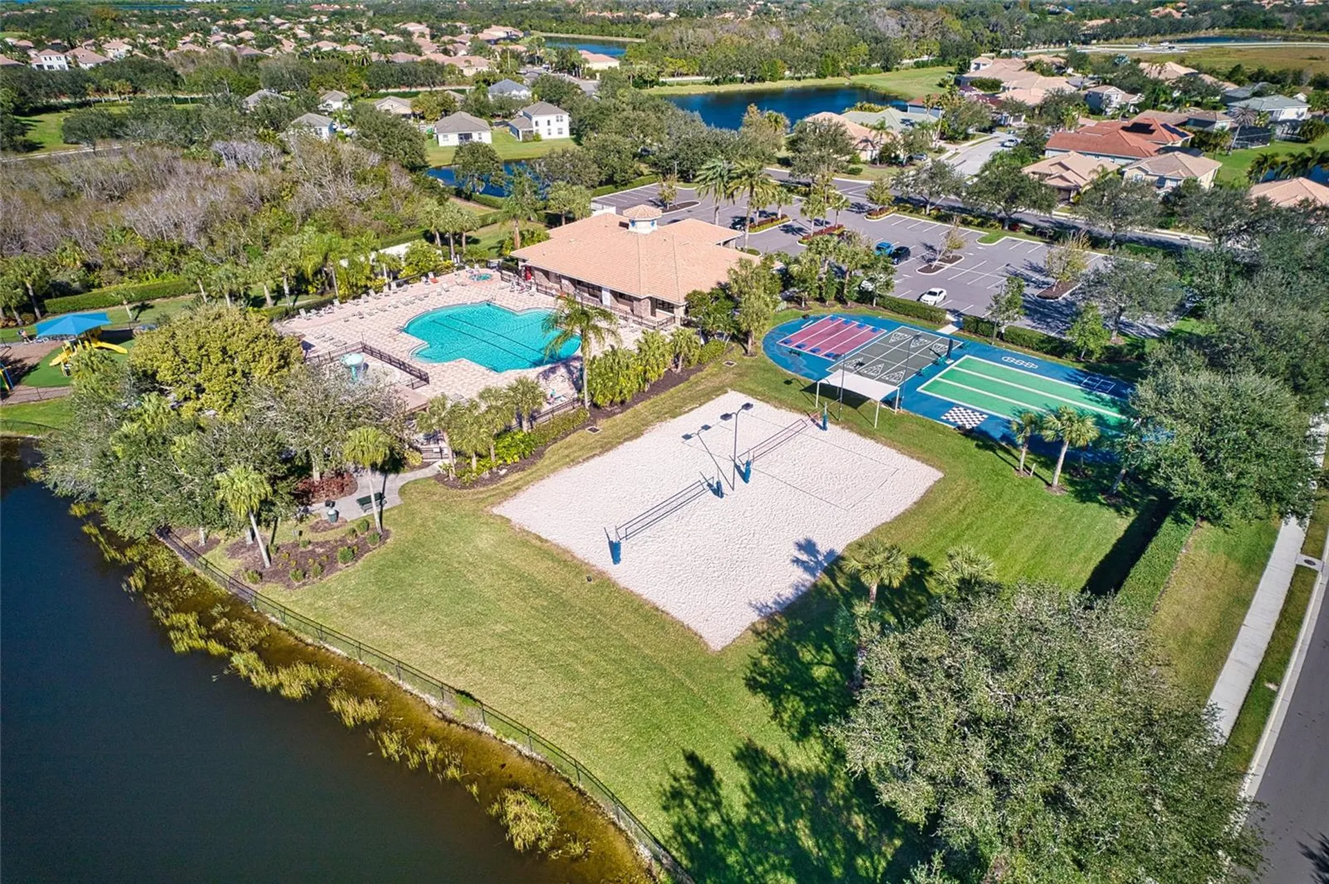 163 Bridgewater Court Bradenton FL 34212
