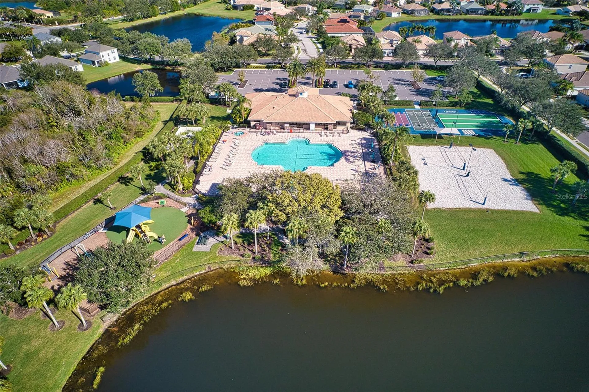 163 Bridgewater Court Bradenton FL 34212