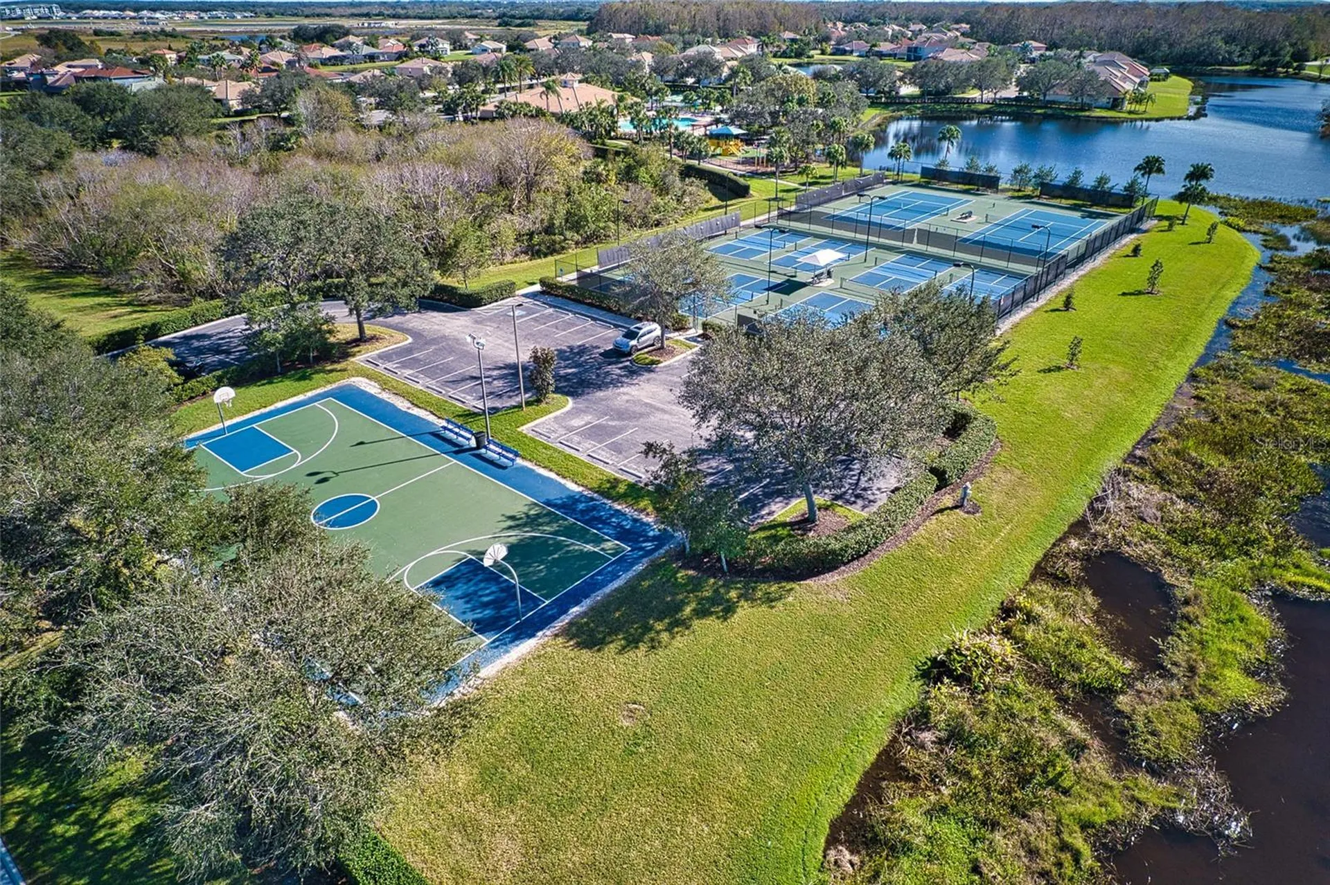 163 Bridgewater Court Bradenton FL 34212