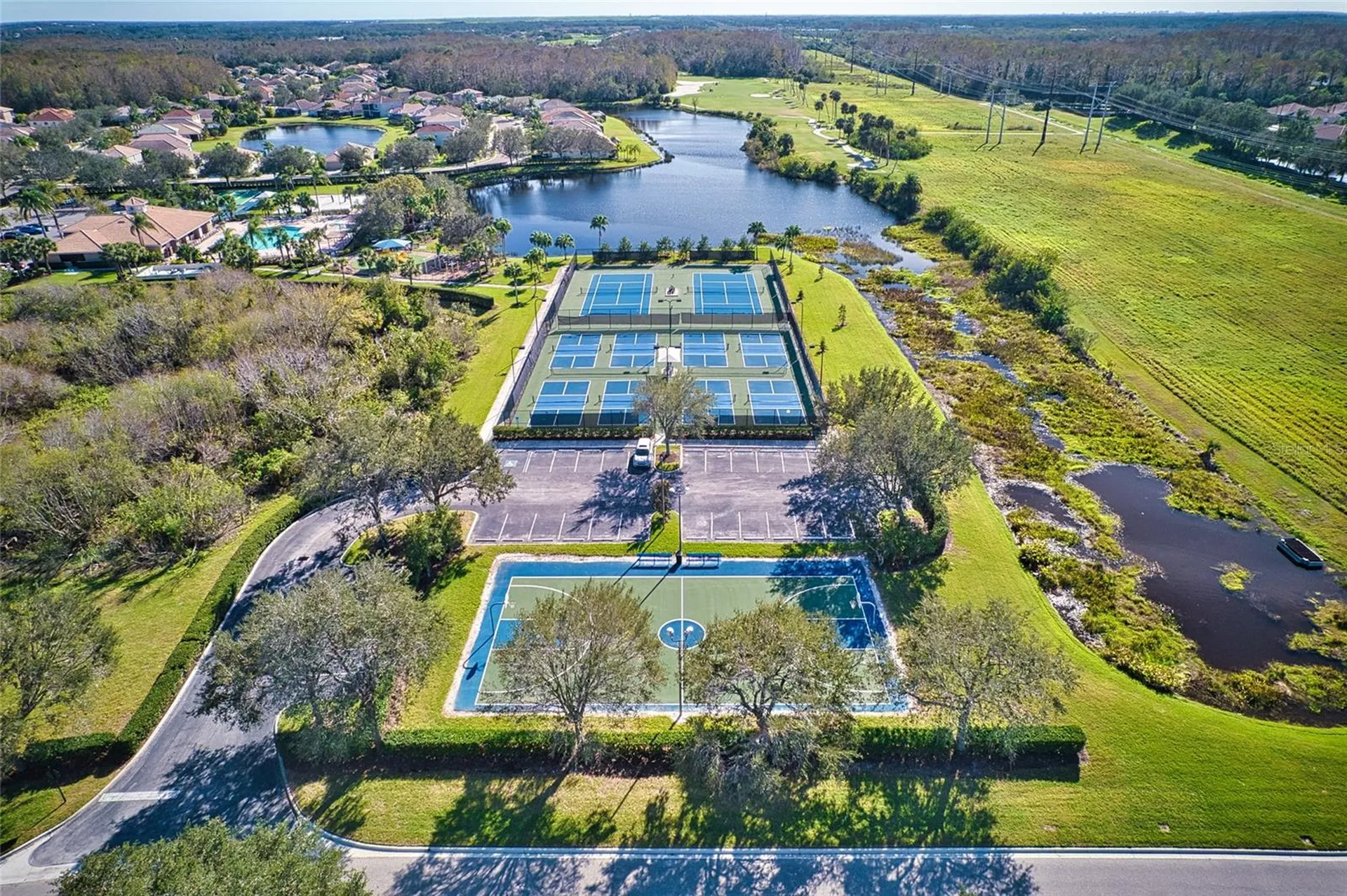 163 Bridgewater Court Bradenton FL 34212