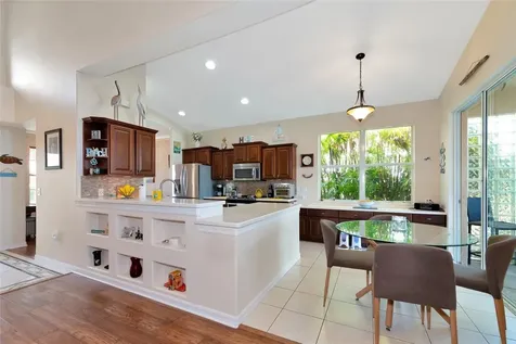 163 Bridgewater Court Bradenton FL 34212