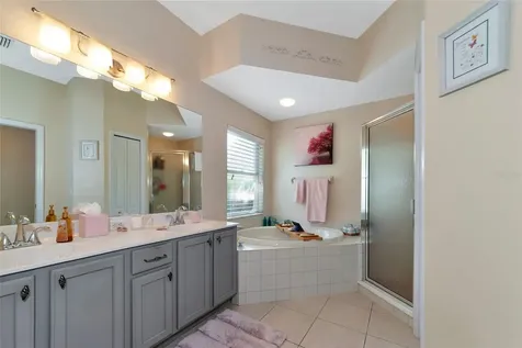 163 Bridgewater Court Bradenton FL 34212