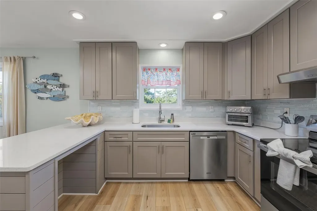 287 Boulevard Des Pins St Augustine FL 32080