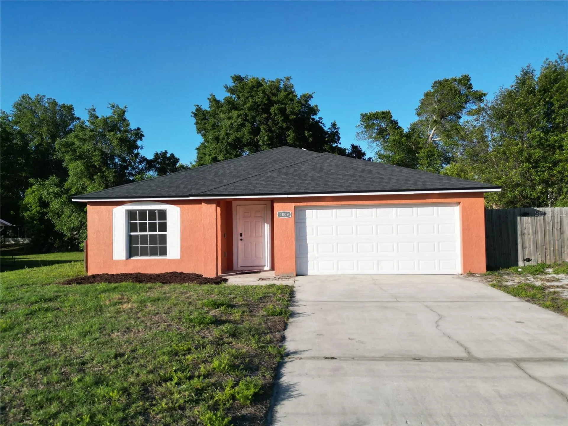 1009 Fort Smith Boulevard Deltona FL 32725