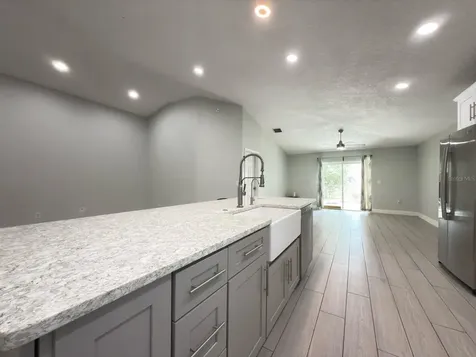 1009 Fort Smith Boulevard Deltona FL 32725