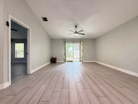 1009 Fort Smith Boulevard Deltona FL 32725