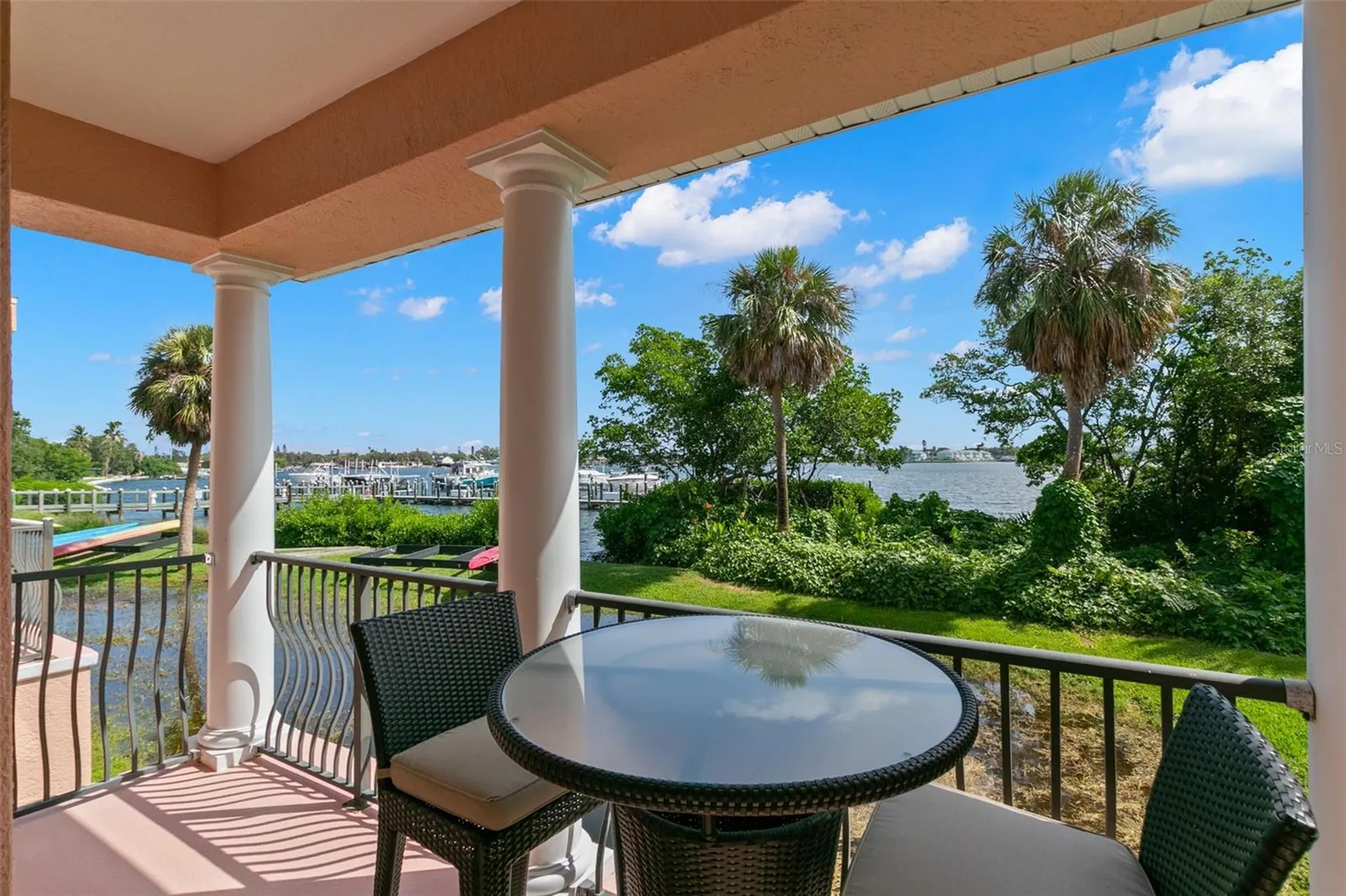 24 Mangrove Point St Petersburg FL 33705