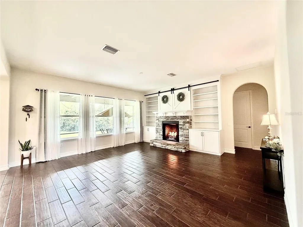 1879 Whitewillow Drive Wesley Chapel FL 33543