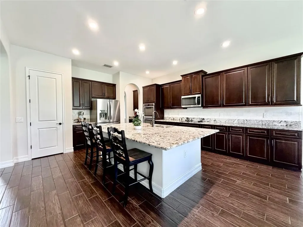 1879 Whitewillow Drive Wesley Chapel FL 33543