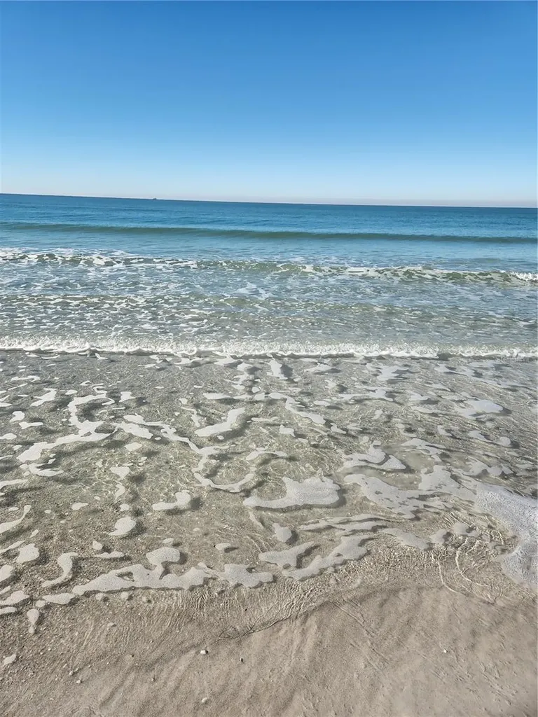 4701 Atlantic Avenue Sarasota FL 34233
