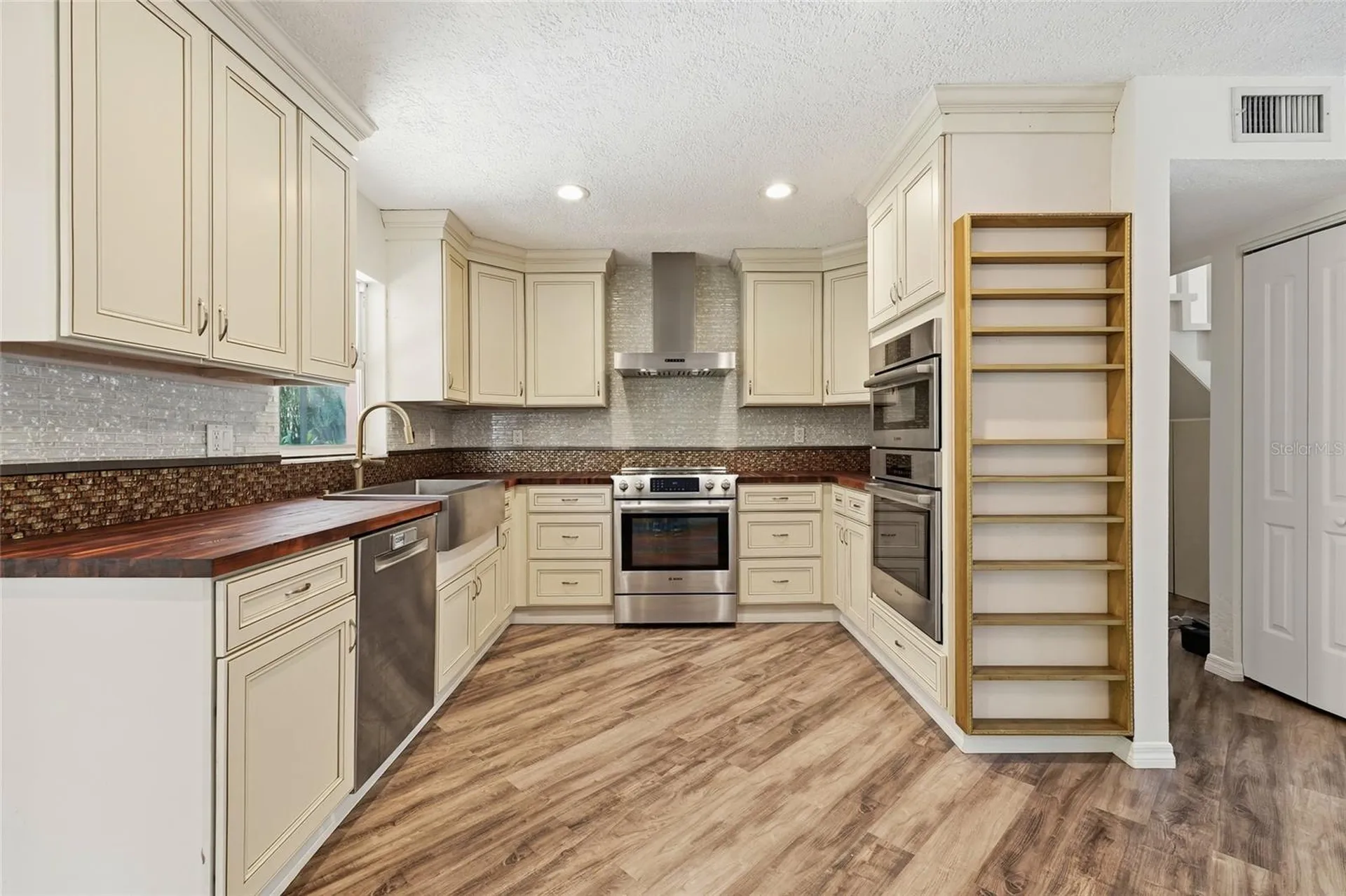 4701 Atlantic Avenue Sarasota FL 34233