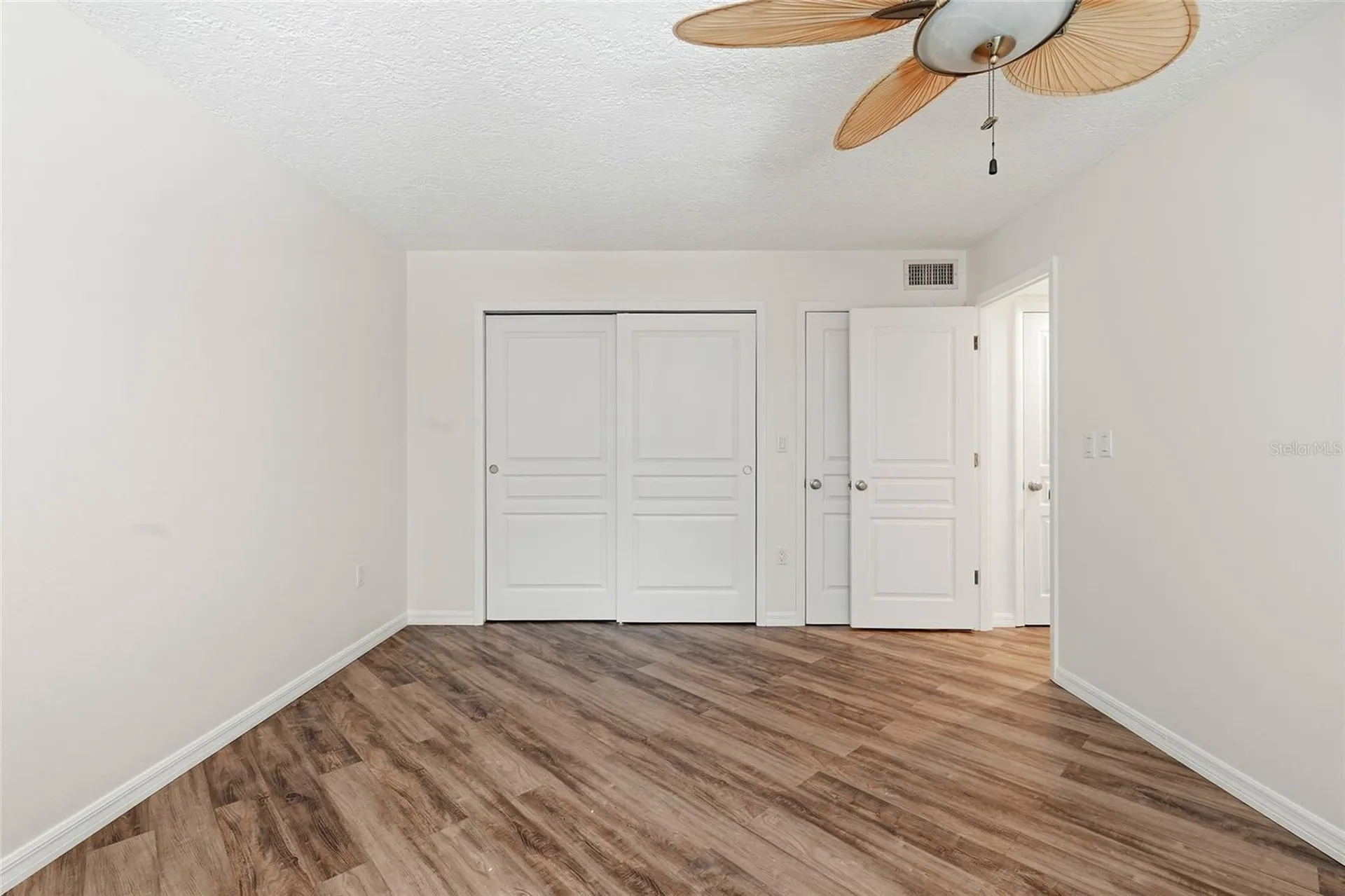 4701 Atlantic Avenue Sarasota FL 34233