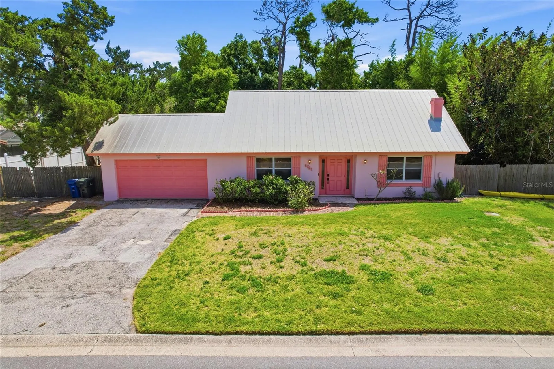4701 Atlantic Avenue Sarasota FL 34233