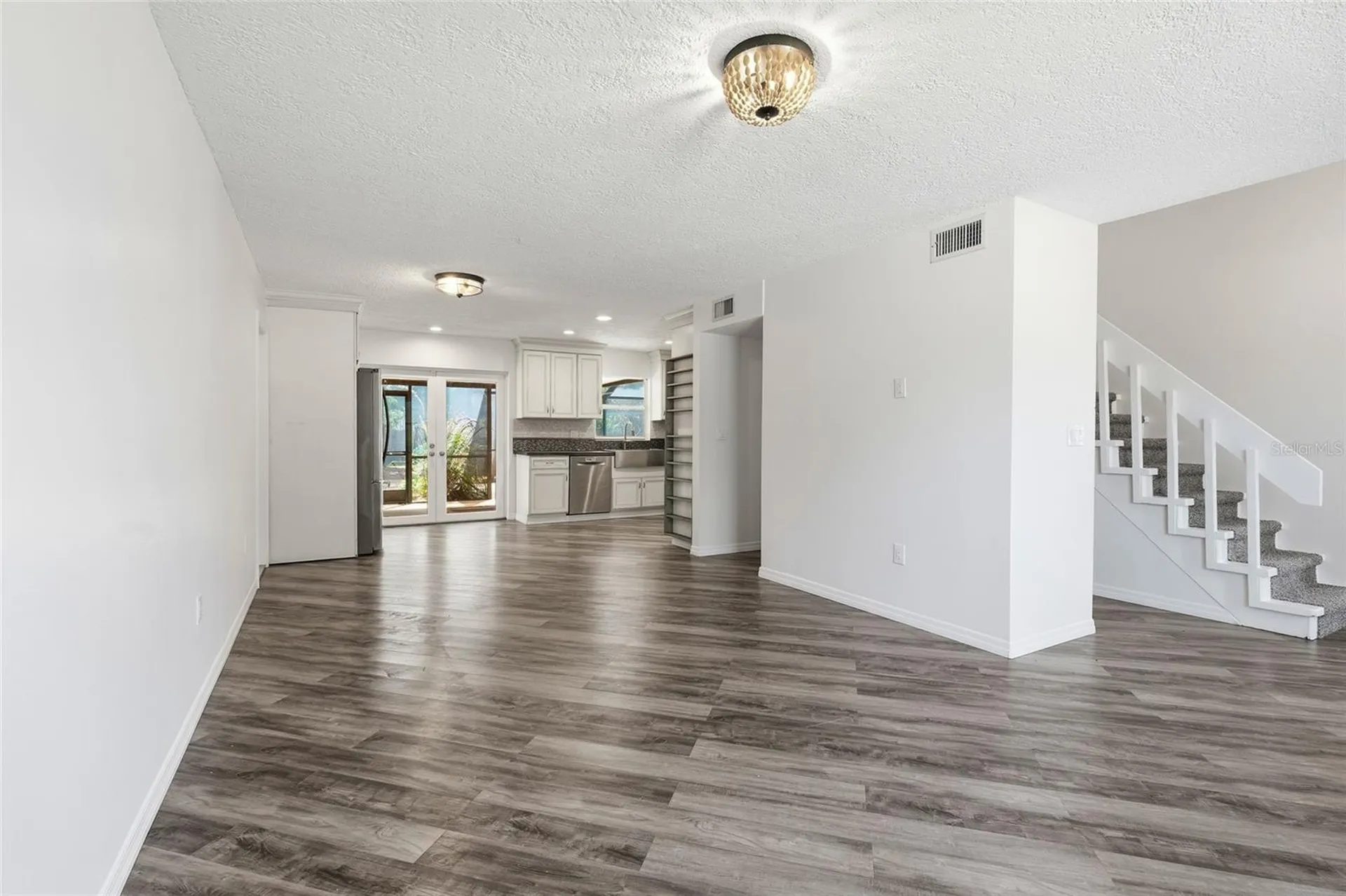 4701 Atlantic Avenue Sarasota FL 34233