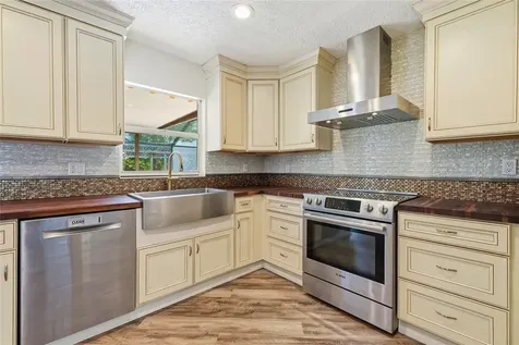 4701 Atlantic Avenue Sarasota FL 34233