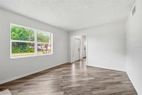 4701 Atlantic Avenue Sarasota FL 34233