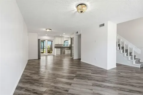 4701 Atlantic Avenue Sarasota FL 34233