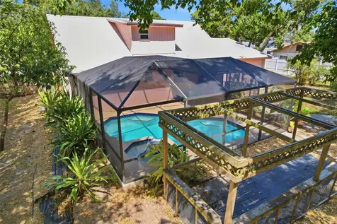 4701 Atlantic Avenue Sarasota FL 34233