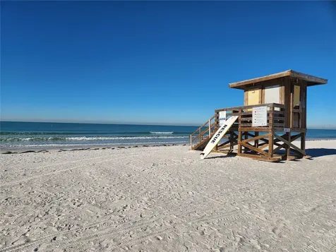 4701 Atlantic Avenue Sarasota FL 34233