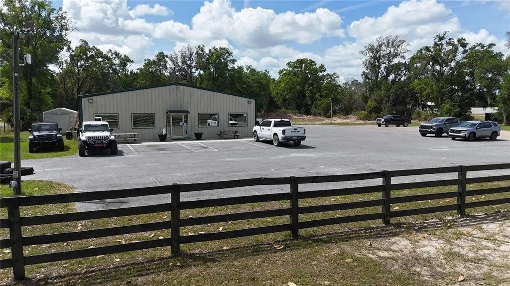 535 SE State Road 26 Trenton FL 32693