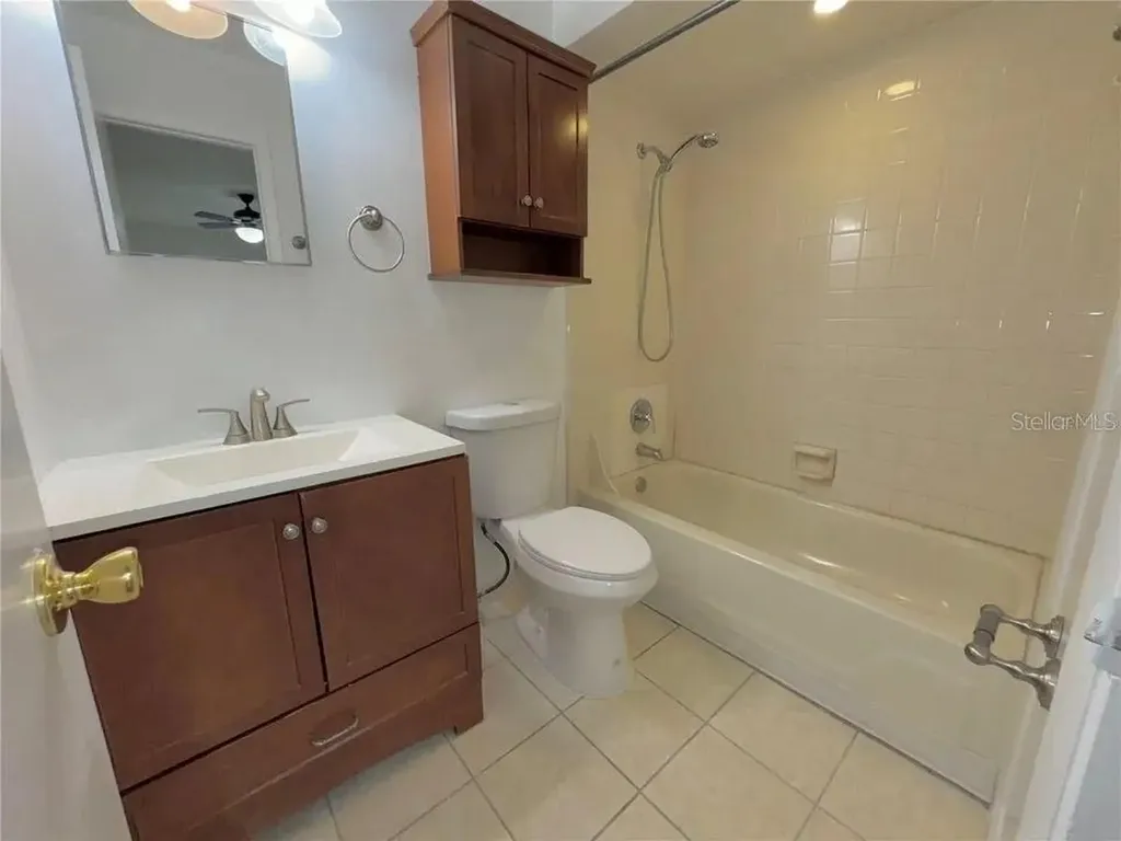 9909 Sweepstakes Lane Orlando FL 32837