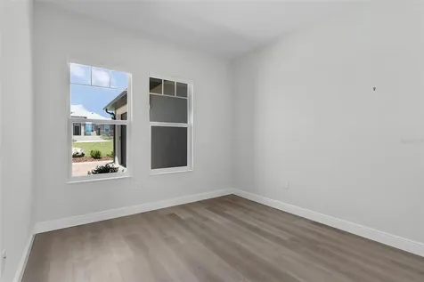 39654 Grove Heights Lady Lake FL 32159